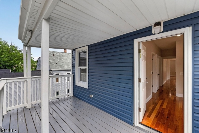 PORCH/DECK