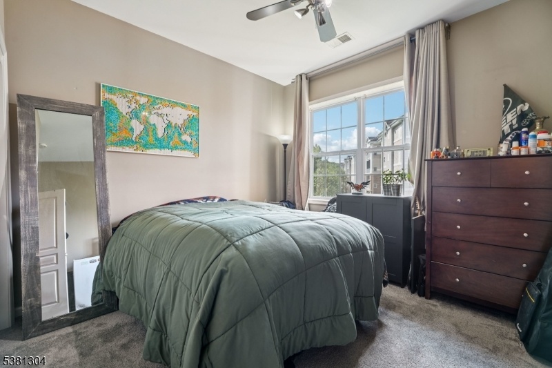 Second bedroom