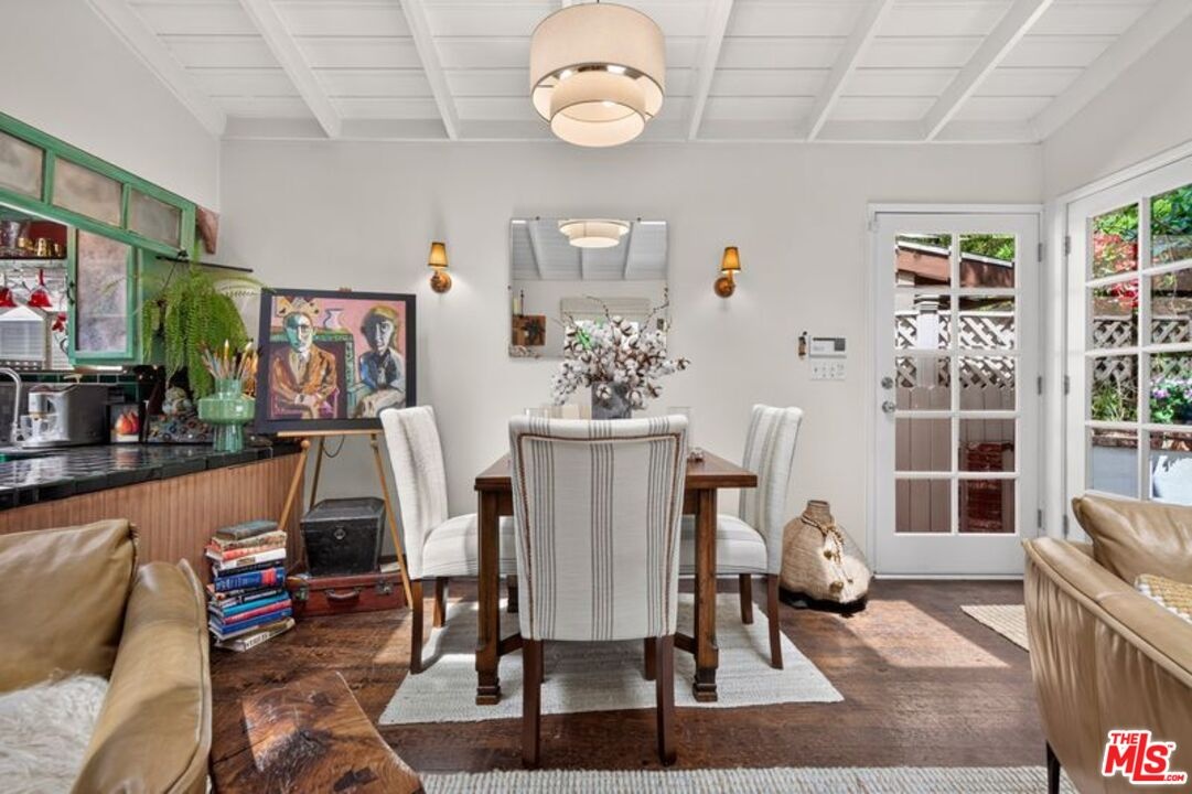 Open Dining Area