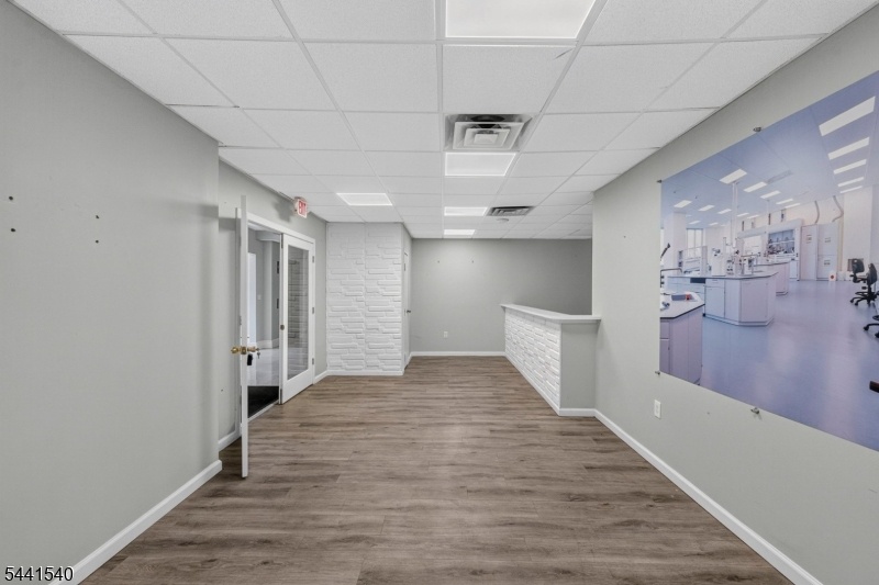 1st floor right unit