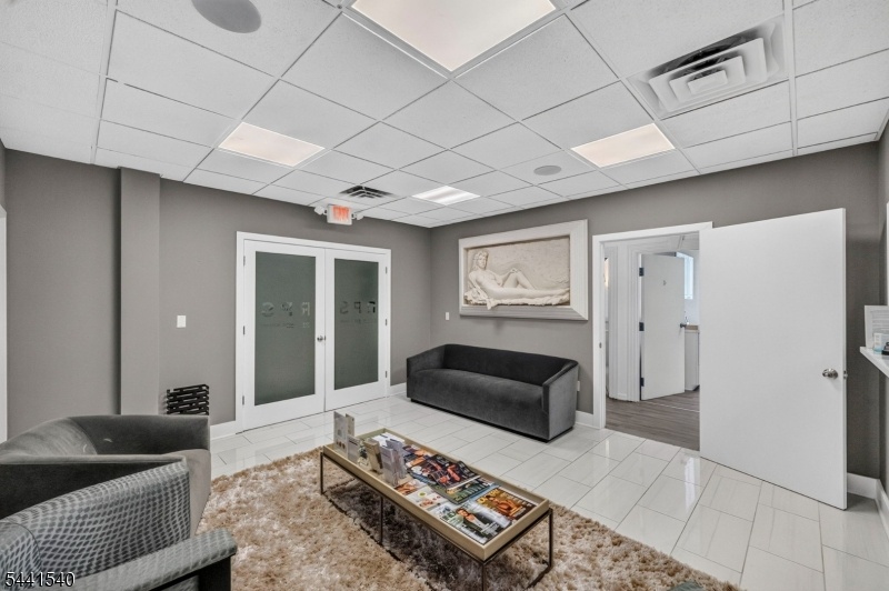 1st floor Left unit 1