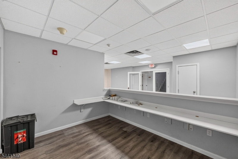 1st floor right unit