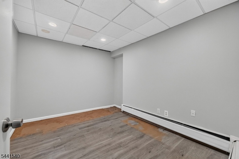 1st floor right unit