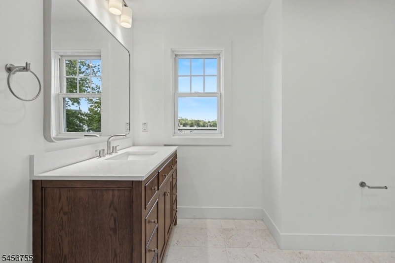 Second Floor En-Suite