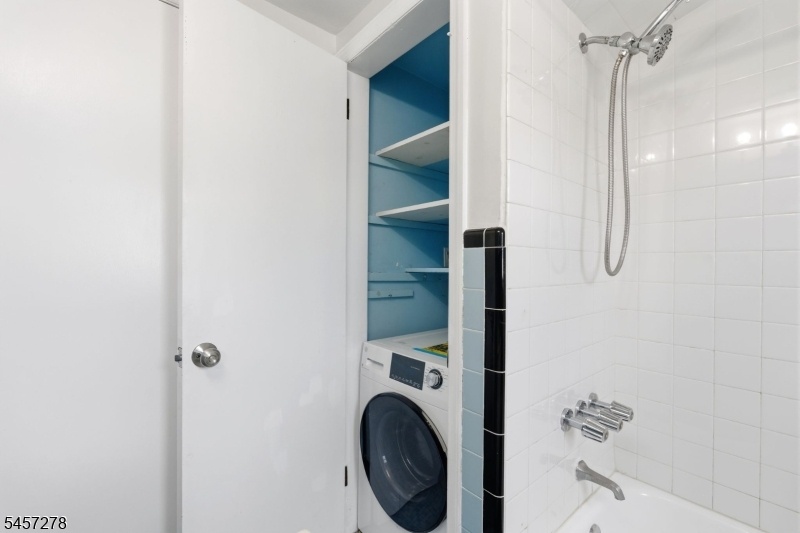 washer/dryer combo 2nd fl