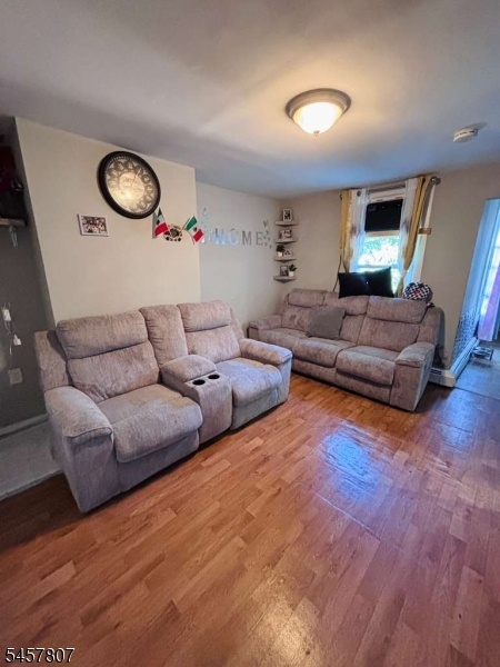 3rd fl living room