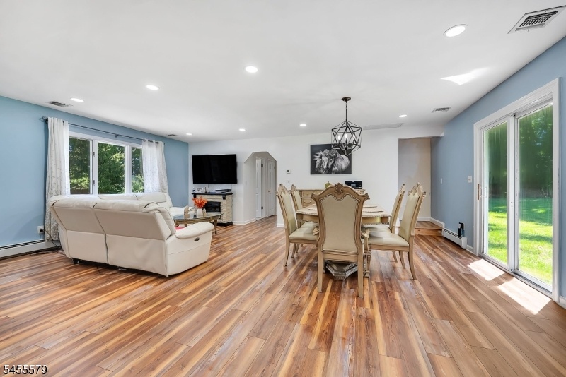 Living/Dining room Back house