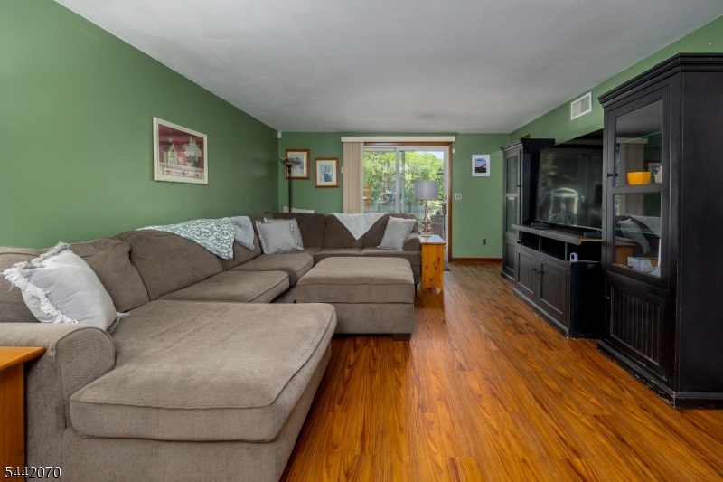 Family Room w/ Walkout