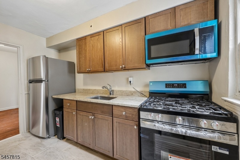Unit 1 Kitchen