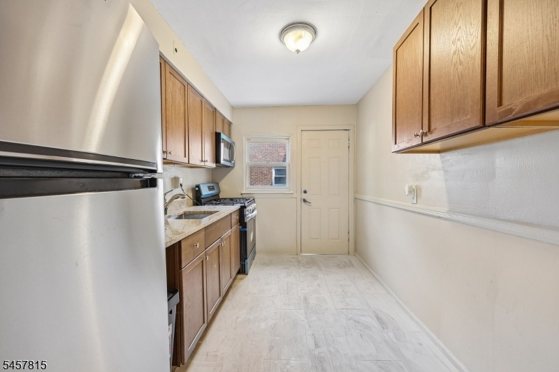 Unit 1 Kitchen