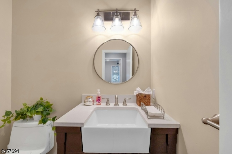 Half Bath / Powder Room