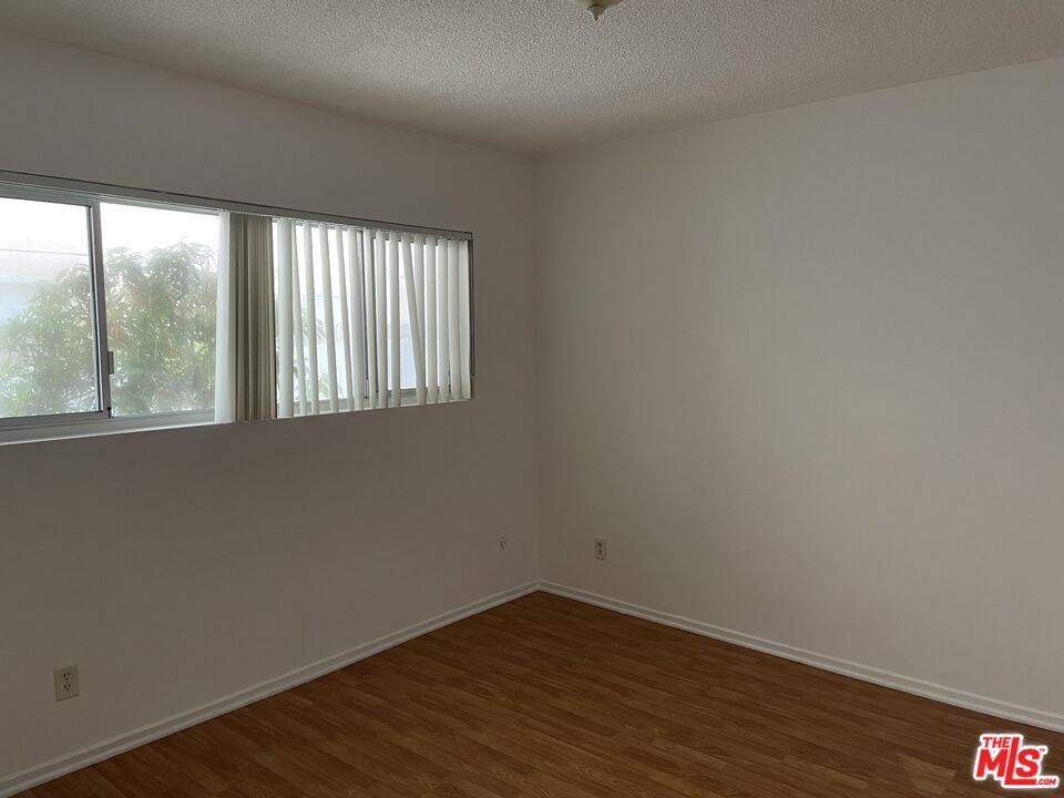 Unit 1 - 2 Bd + 1.5 Ba