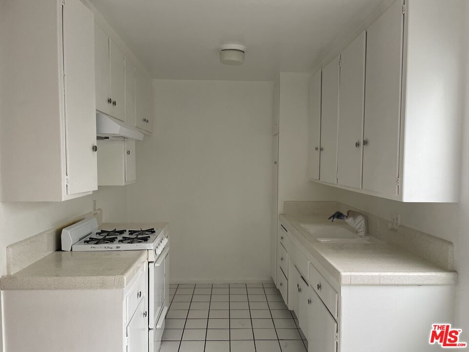 Unit 1 - 2 Bd + 1.5 Ba