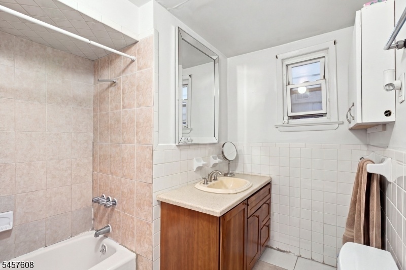 Third Floor Bath