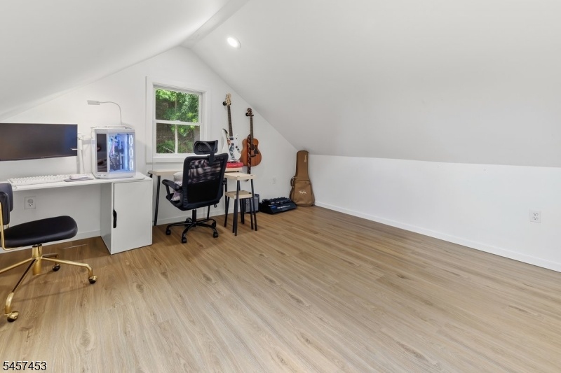 2nd floor additional space 2