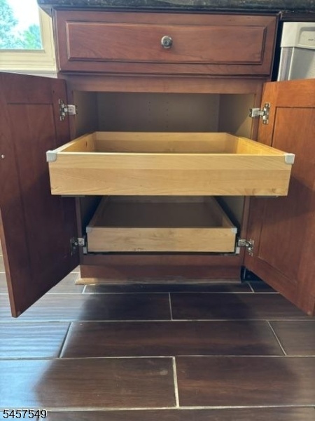 Pullout Shelving