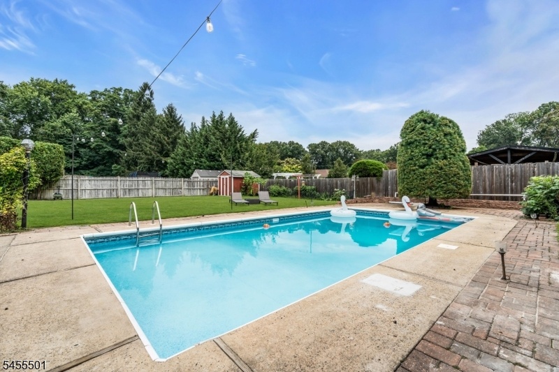 pool