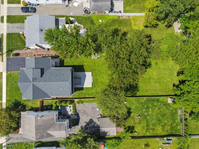 aerial view of home & yard