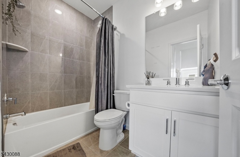Main Bath