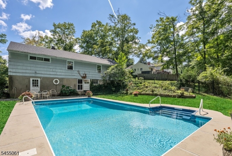 Heated Gunite In-ground Pool