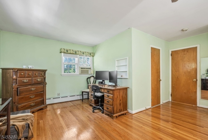 Primary Bedroom, Sitting area