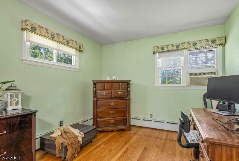 Primary Bedroom, Sitting area