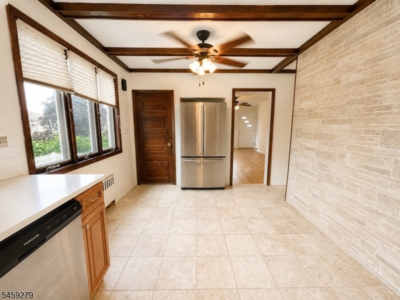 Kitchen 5