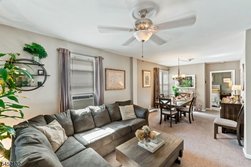 1st floor Living room