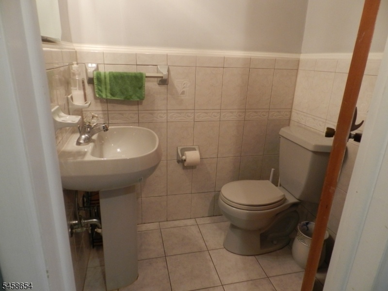 Laundry Rm-Ground Level