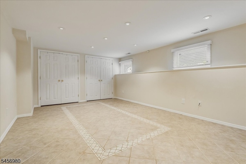Lower level bedroom #4