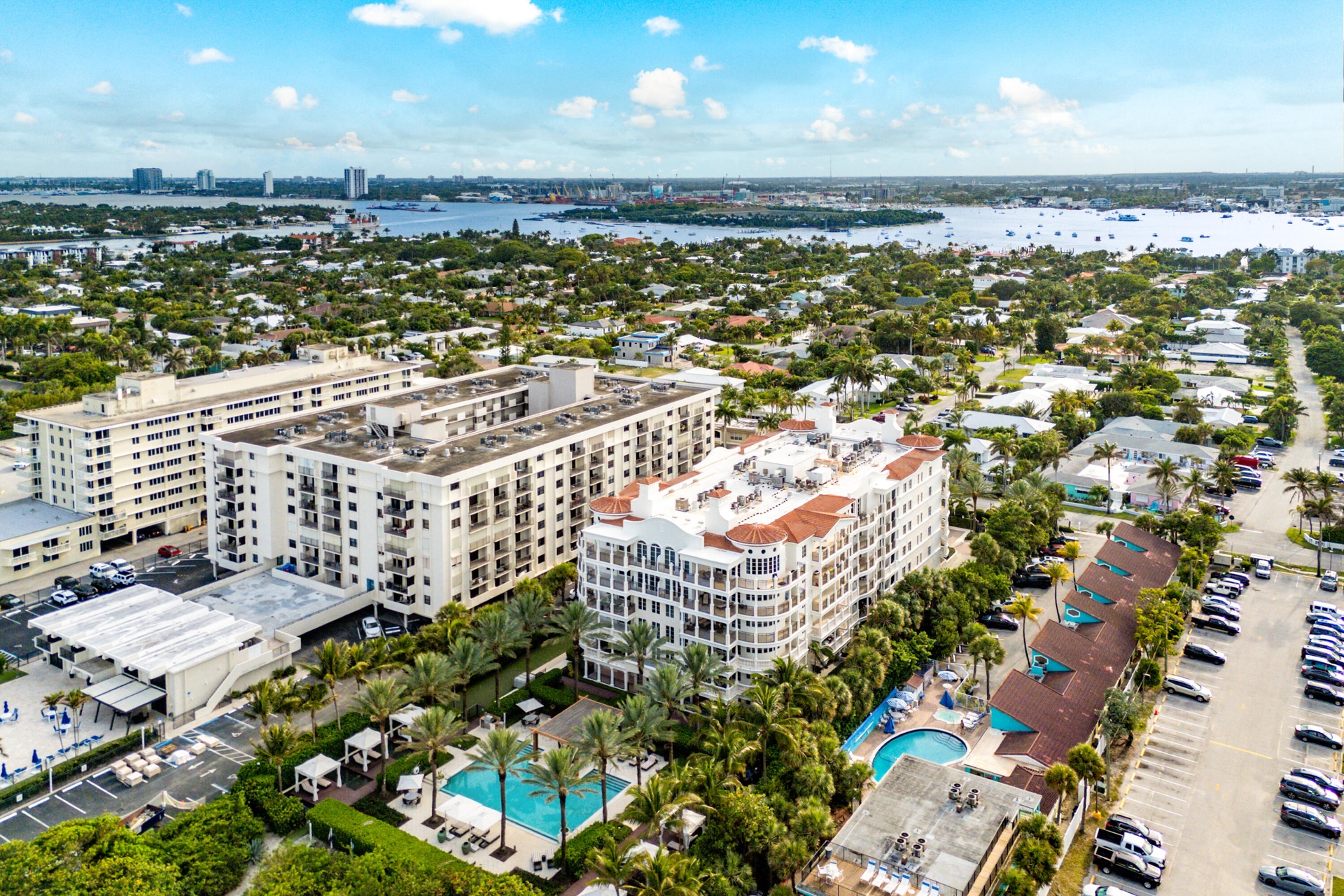 Resort style amenities right on the beach