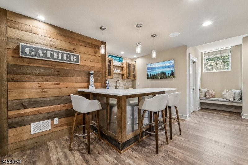 Wet Bar