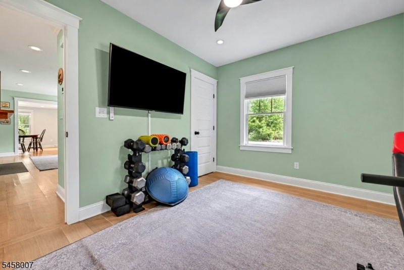 1st floor BR #2