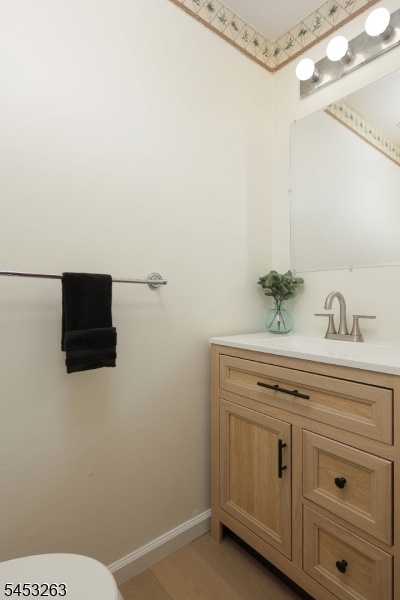 1st Floor Bath
