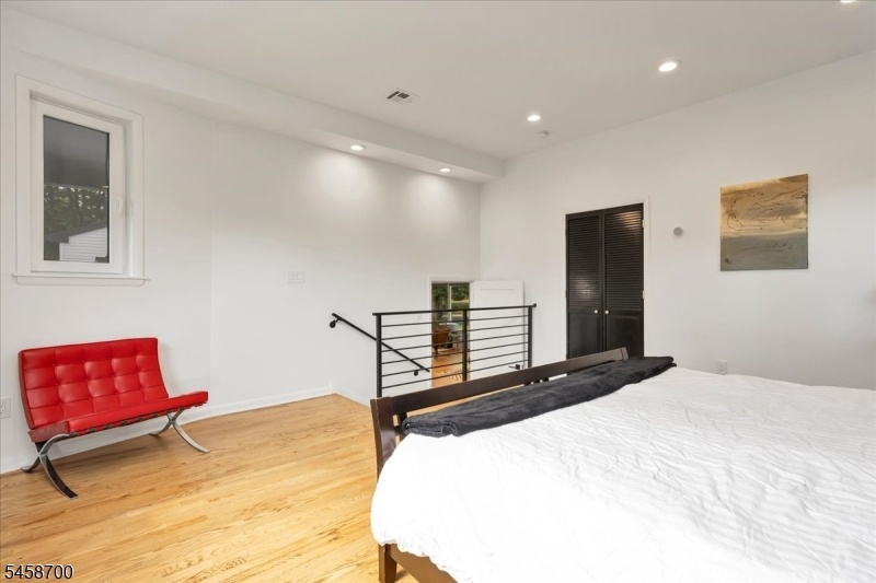 Entry to primary bedroom