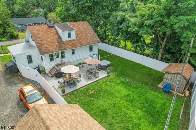 1Car Garage, Fully Fenced yard