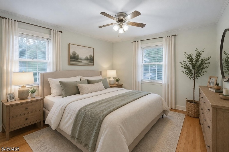 Bedroom (Virtually Staged)