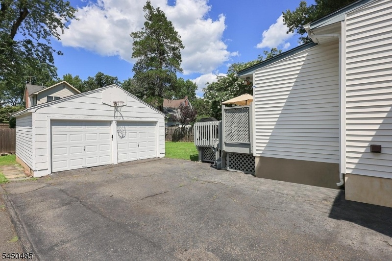 2 Car Detached Garage