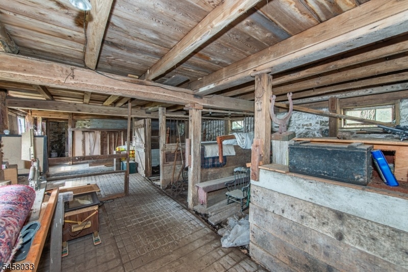 Barn