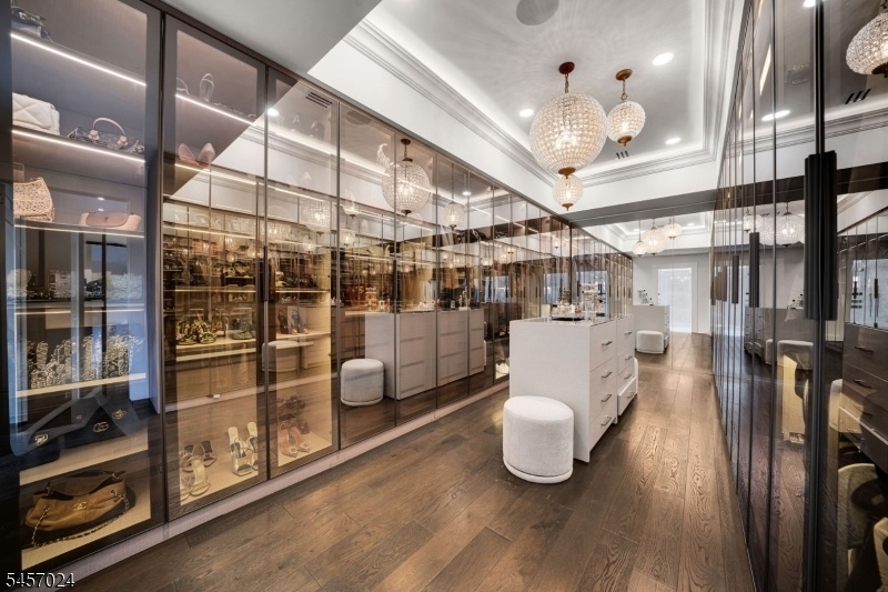 Custom Walk-In Closet