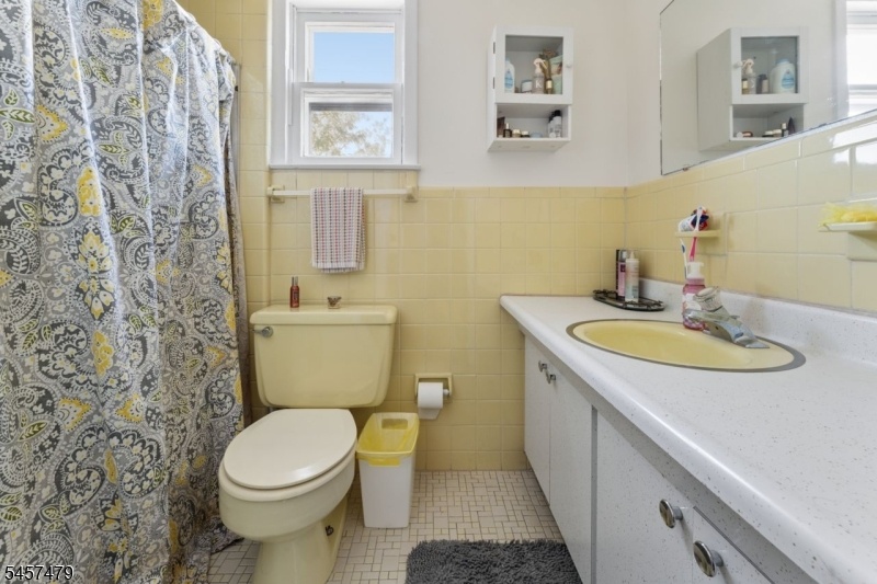 Full bath