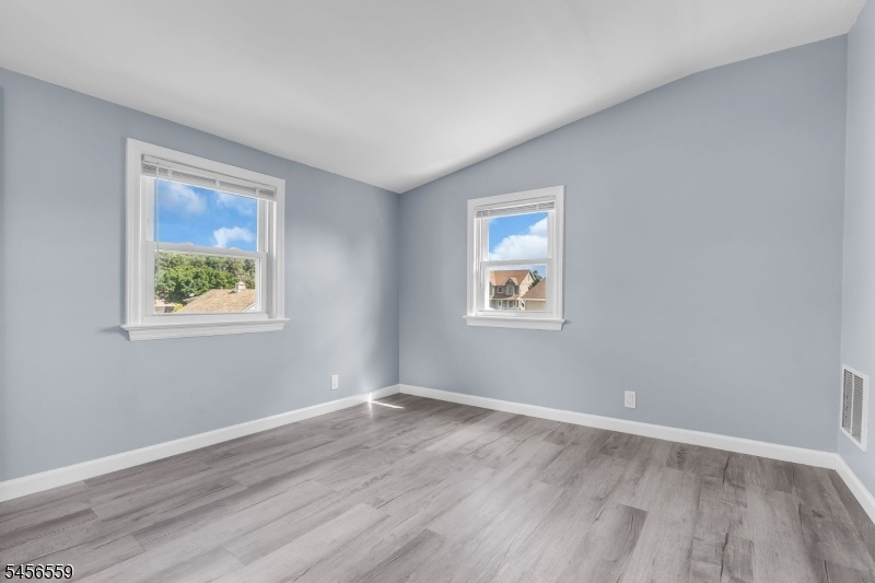 Fresh Paint, Laminate Floors!