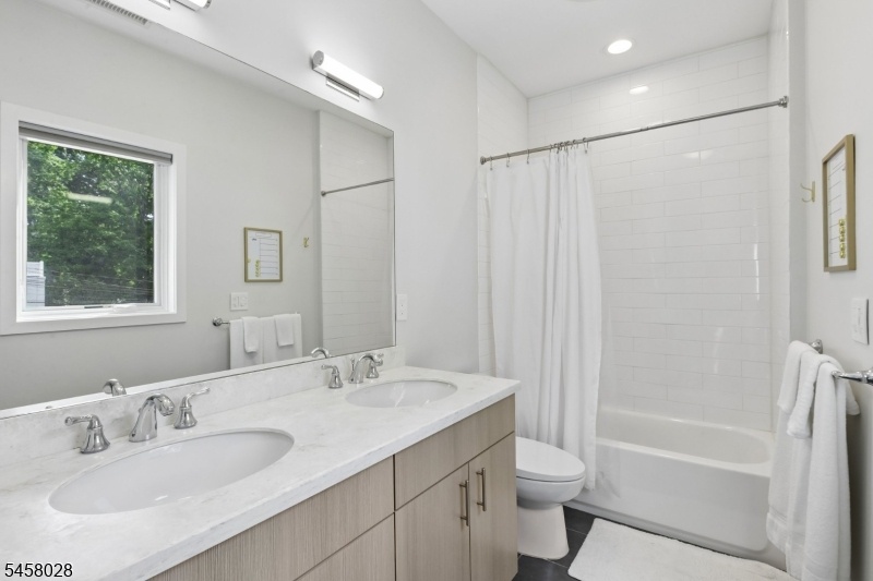 Apt A Primary Bath