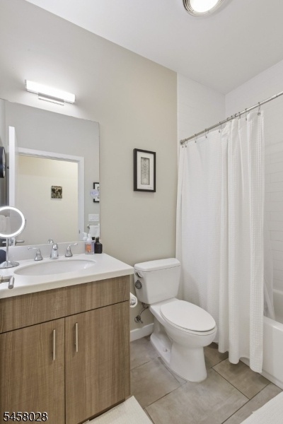 Apt A Hall Bath