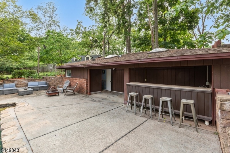 Pool House