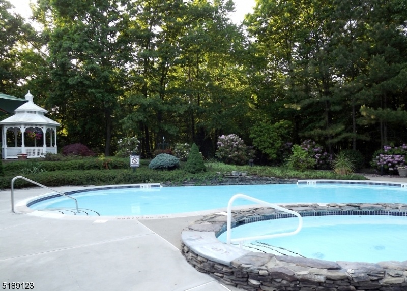Heated Pool & Spa
