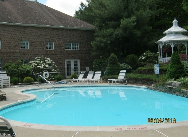Heated Pool & Spa