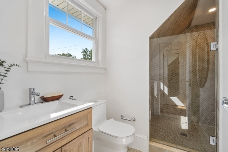 En Suite Bathroom