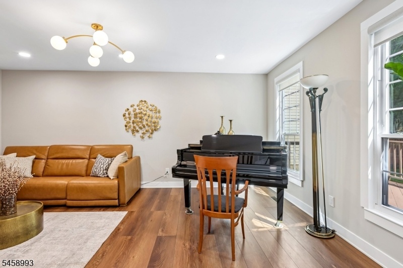 Living Rm