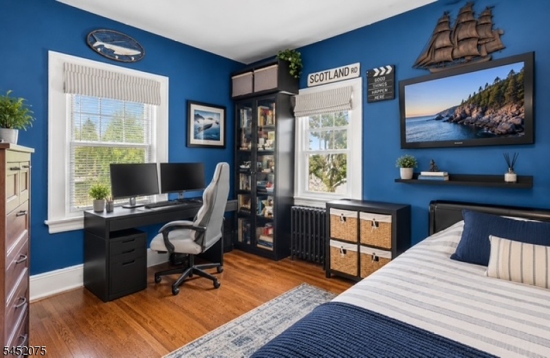 2nd fl bedroom